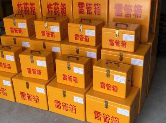 牟平玻璃钢雷管箱的使用寿命一般是多少？